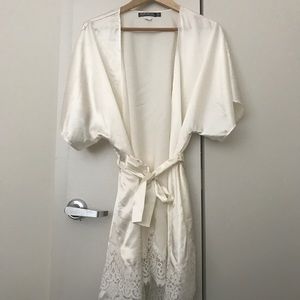 Robe from love and lemons